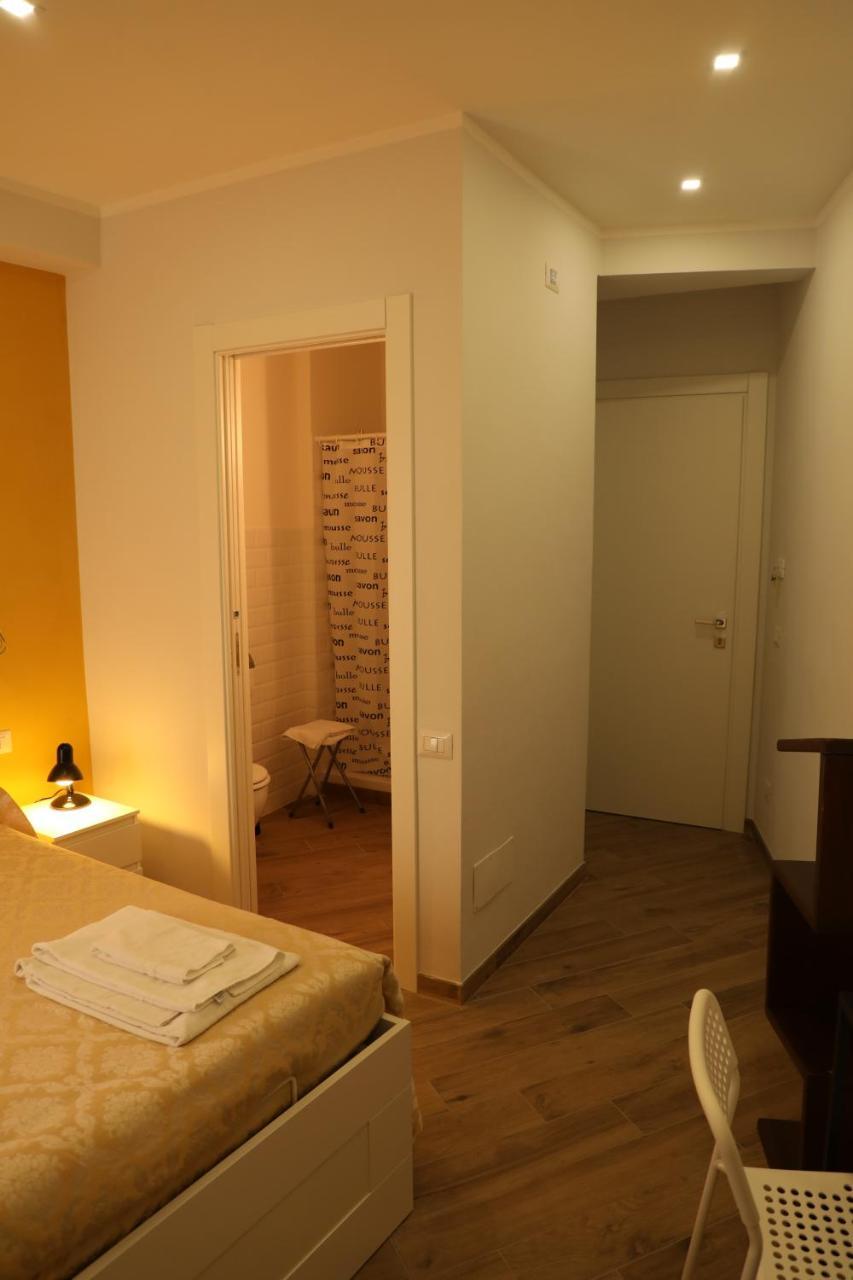 Affittacamere Arte Nei Colori Rom Exterior foto